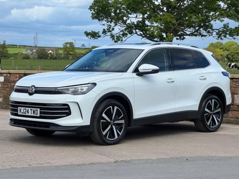Volkswagen Tiguan 2.0 TDI Elegance DSG Euro 6 (s/s) 5dr 2
