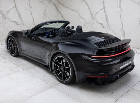 Porsche 911 Turbo S Cabriolet (992) 15