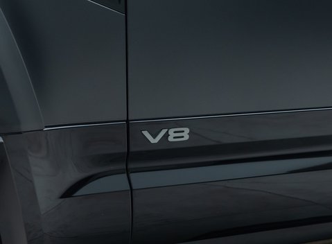 Land Rover Defender 90 V8 CARPATHIAN EDITION 33