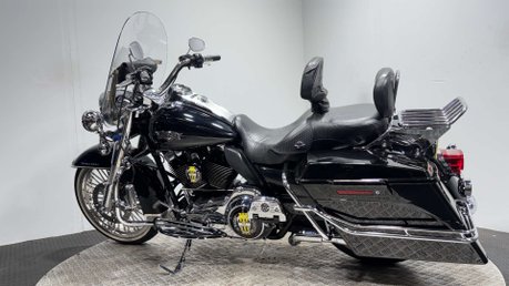 Harley-Davidson Touring 1690 FLHRC ROADKING CLASSIC 2012 TO MANY EXTRAS 21' WHEEL 6