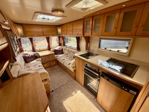 Bailey Unicorn Seville 22