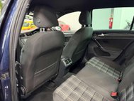 Volkswagen Golf 2.0 TDI BlueMotion Tech GTD Hatchback 5dr Diesel DSG Euro 6 (s/s) (184 ps) 52