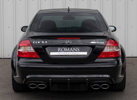 Mercedes-Benz CLK AMG Black Series 5