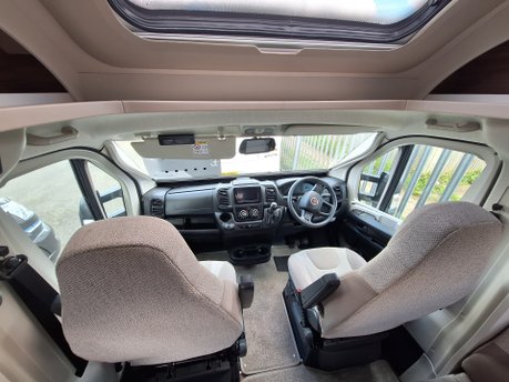 Swift Escape 664 G AUTO 5