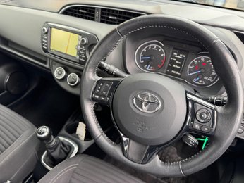 Toyota Yaris 1.5 VVT-i Icon Tech Euro 6 5dr