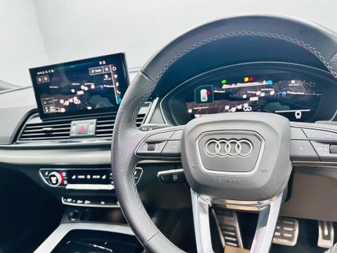 Audi Q5 2.0 TDI 40 S line S Tronic quattro Euro 6 (s/s) 5dr 12