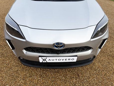 Toyota Yaris Cross EXCEL 34