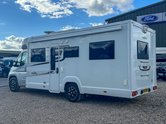 Elddis Majestic 254 2 Belt|4 Berth|Transverse Island Bed|Kitchen|Bathroom|Large Fridge Freezer 42