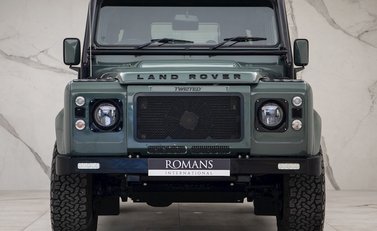 Land Rover Defender 90 XS Twisted T60 4
