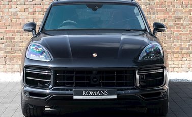 Porsche Cayenne Turbo 4