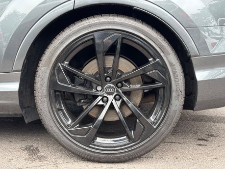 Audi SQ7 4.0 TFSI V8 Black Edition SUV 5dr Petrol Tiptronic quattro Euro 6 (507ps) 7