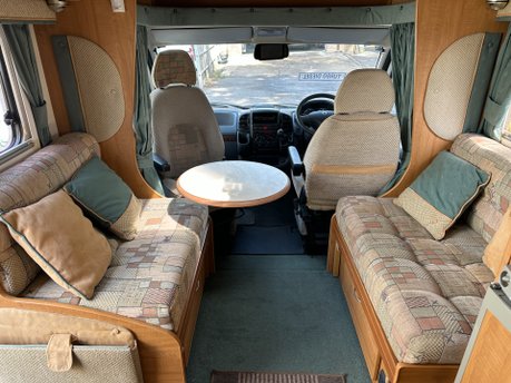 Auto-Trail Cheyenne 632 SE 4 BERTH FIAT DUCATO 2.8 TD LWB CHASSIS 10