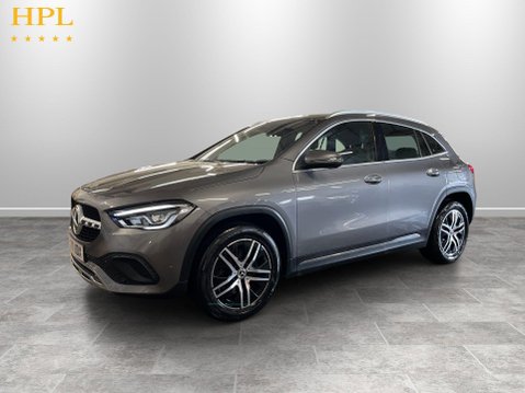 Mercedes-Benz GLA 1.3 GLA200 Sport (Executive) SUV 5dr Petrol 7G-DCT Euro 6 (s/s) (163 ps) 3