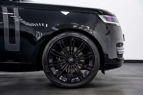 Land Rover Range Rover 3.0 P400 MHEV HSE SUV 5dr Petrol Auto 4WD Euro 6 (s/s) (400 ps) 15