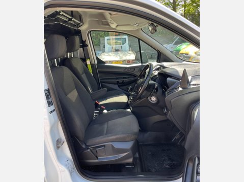 Ford Transit Connect 1.5 TDCi 220 Panel Van 5dr Diesel Manual L1 H1 (120 g/km, 74 bhp) 23