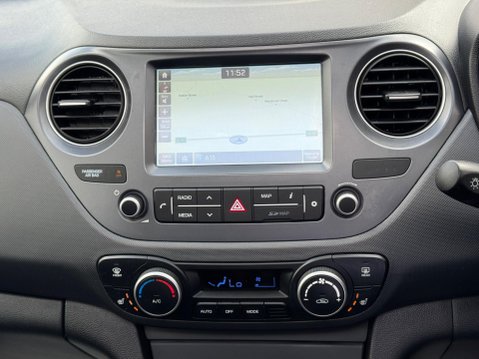 Hyundai i10 1.2 Premium SE Euro 6 5dr 15