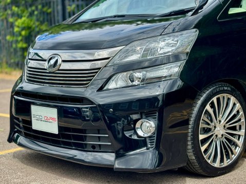 Toyota Vellfire Sunroof 30