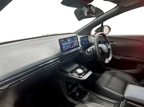 MG MG4 64kWh Trophy Long Range Hatchback 5dr Electric Auto (203 ps) 15