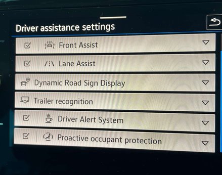 Volkswagen Passat 1.5 Passat R-Line TSi Evo 5dr 47