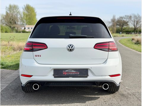 Volkswagen Golf 2.0 TSI GTI Performance Euro 6 (s/s) 5dr 9