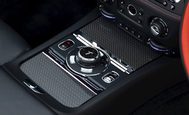 Rolls-Royce Dawn Black Badge 22