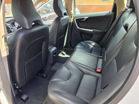 Volvo XC60 2.0 XC60 SE Luxury Nav D4 5dr 15