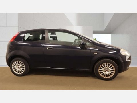 Fiat Grande Punto 1.4 Active Hatchback 3dr Petrol Manual Euro 4 (77 bhp) 11