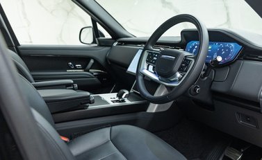 Land Rover Range Rover P615 SV 23