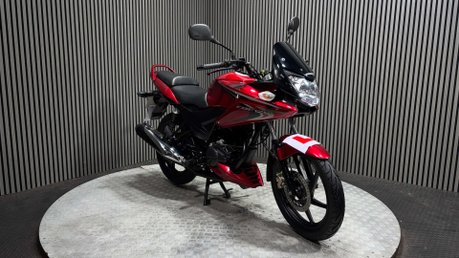 Honda CBF125 CBF125 2013 ONLY 16K 1 FORMER OWNER MOT WARRANTY 125CC 38