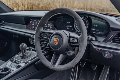 Porsche 911 Carrera GTS Manual 14
