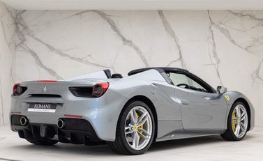 Ferrari 488 Spider 21