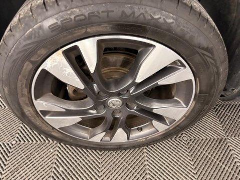 Vauxhall Grandland X 1.2 Turbo Sport Nav Auto Euro 6 (s/s) 5dr 39