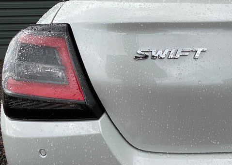 Suzuki Swift Motion 1.2 Mild Hybrid 20