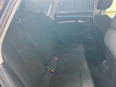 Audi A3 1.6 TDI SPORT AUTOMATIC 5dr 15