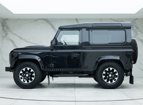 Land Rover Defender 90 XS 2