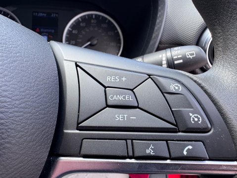 Nissan Juke DIG-T ACENTA 16