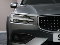 Volvo V60 B4 CROSS COUNTRY AWD MHEV 24