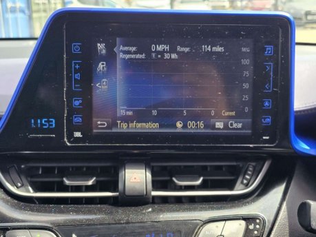 Toyota C-HR 1.8 VVT-h Dynamic SUV 5dr Petrol Hybrid CVT Euro 6 (s/s) (122 ps) 33