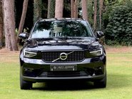 Volvo XC40 B4 PLUS 5