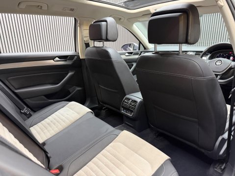 Volkswagen Passat 2.0 TDI GT Euro 6 (s/s) 5dr 37
