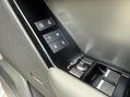 Land Rover Range Rover Velar 2.0 P250 Dynamic HSE SUV 5dr Petrol Auto 4WD Euro 6 (s/s) (249 ps) 33