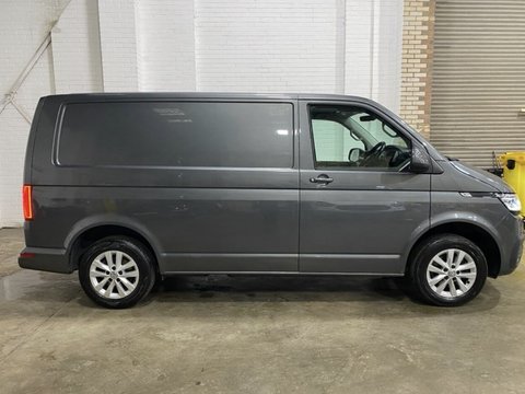 Volkswagen Transporter T30 TDI P/V HIGHLINE 4
