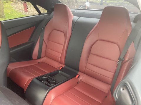 Mercedes-Benz E Class 2.1 E250 CDI BlueEfficiency Sport Tiptronic Euro 5 2dr 21