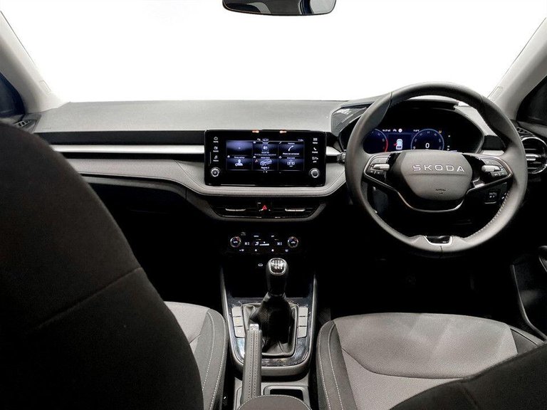 SKODA FABIA 2025 25 1.0 TSI DESIGN EDITION HATCHBACK 5DR PETROL MANUAL EURO 6...