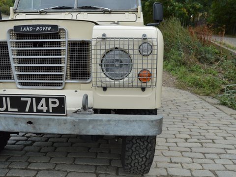 Land Rover 88 Series III SUV 40