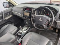 Mitsubishi Shogun DI-D SG3 14