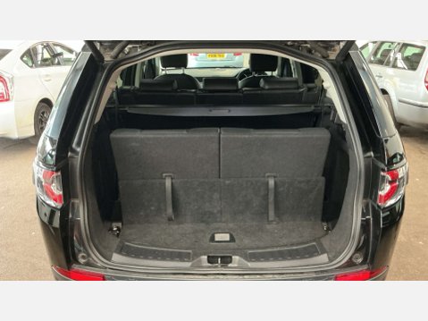 Land Rover Discovery Sport 2.0 Discovery Sport SE Tech TD4 Auto 4WD 5dr 7