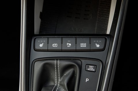 Hyundai i20 T-GDI ULTIMATE MHEV 38