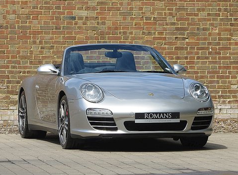 Porsche 911 (997) Carrera 4S Cabriolet 1