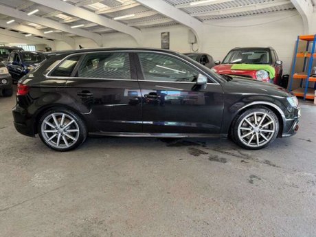 Audi S3 2.0 TFSI Sportback quattro Euro 6 (s/s) 5dr 7